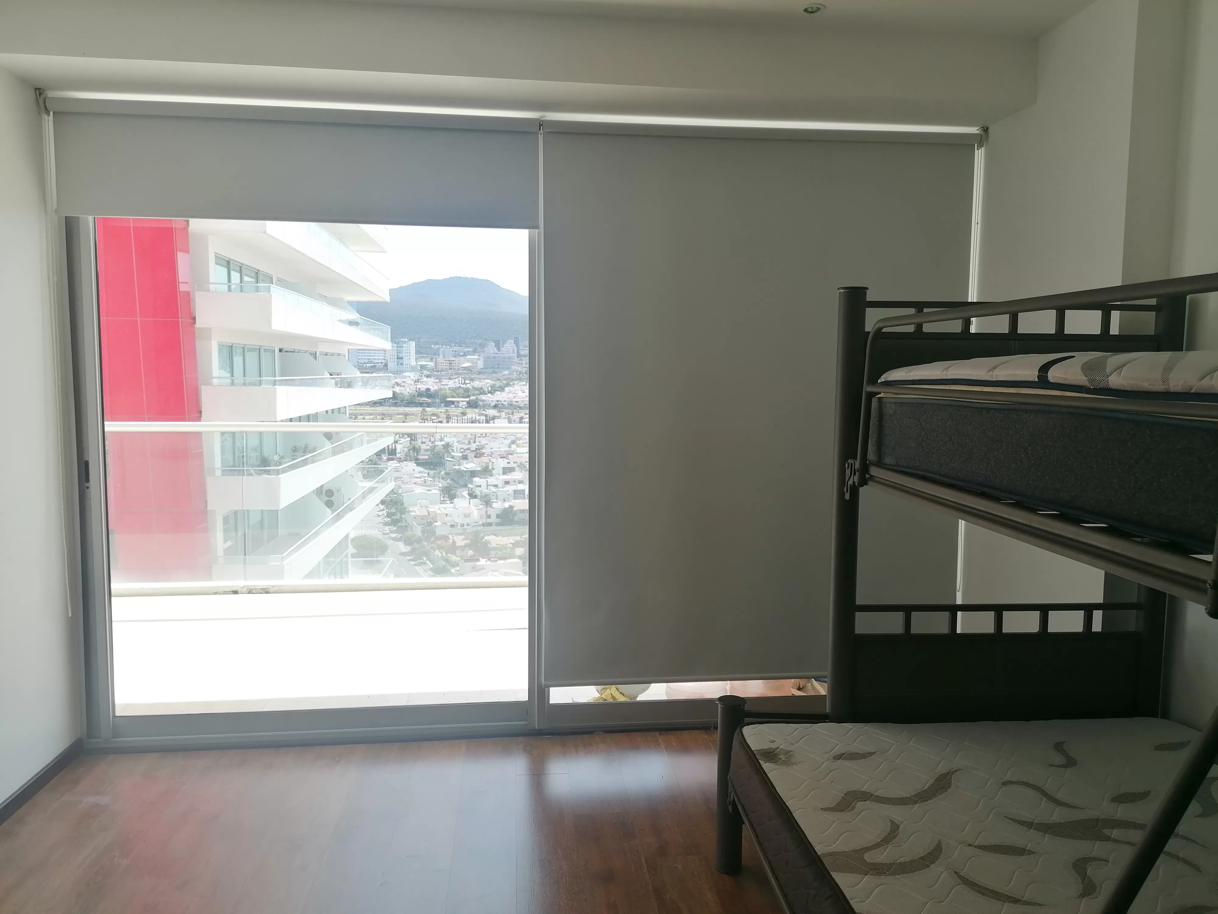 RENTO DEPA AMUEBLADO EN CE